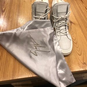 Men’s Giuseppe Zanotti Sneakers SIZE 43 (10) WHITE